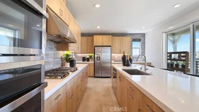 27524 Grand Fir Way, Valencia, CA 91381