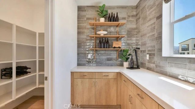 27524 Grand Fir Way, Valencia, CA 91381