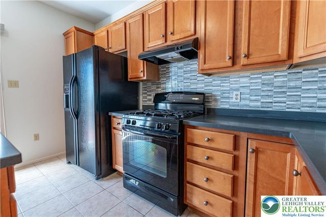 8376 Scenic View Drive, Upper Macungie Twp, PA 18031