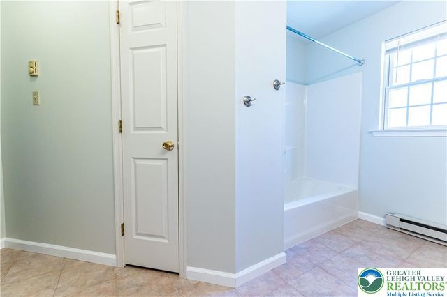 8376 Scenic View Drive, Upper Macungie Twp, PA 18031