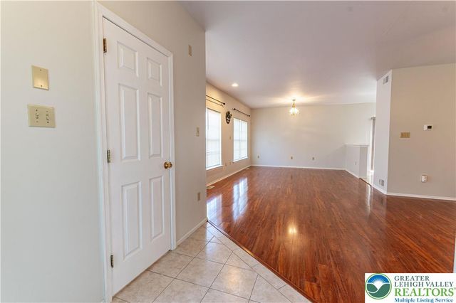 8376 Scenic View Drive, Upper Macungie Twp, PA 18031