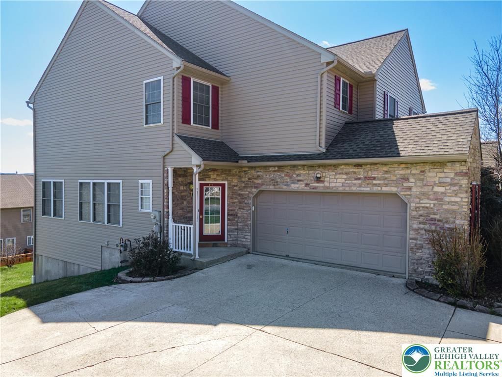 8376 Scenic View Drive, Upper Macungie Twp, PA 18031
