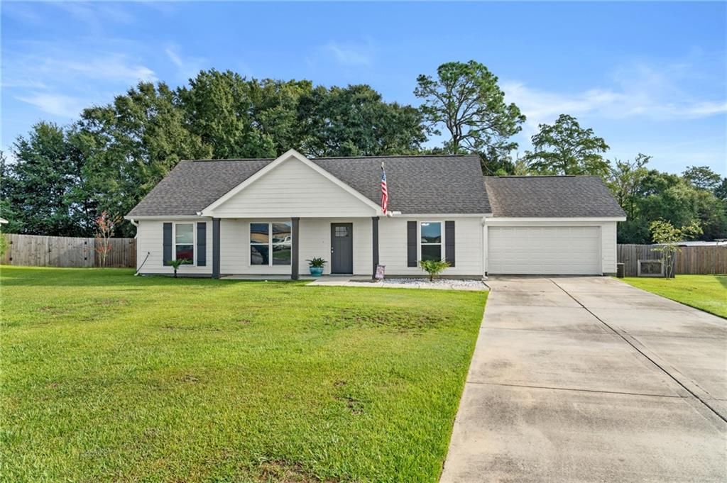 228 Lakefront Circle, Summerdale, AL 36580 — photo 4
