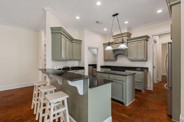 39 Robins Nest, Hattiesburg, MS 39402