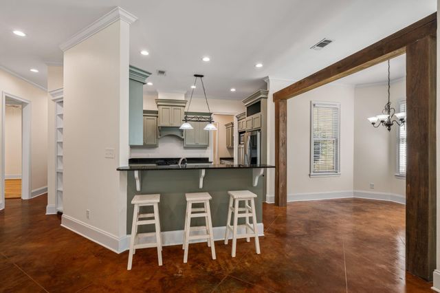 39 Robins Nest, Hattiesburg, MS 39402