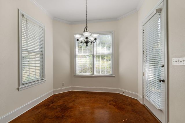 39 Robins Nest, Hattiesburg, MS 39402