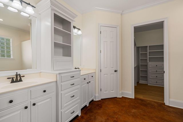 39 Robins Nest, Hattiesburg, MS 39402