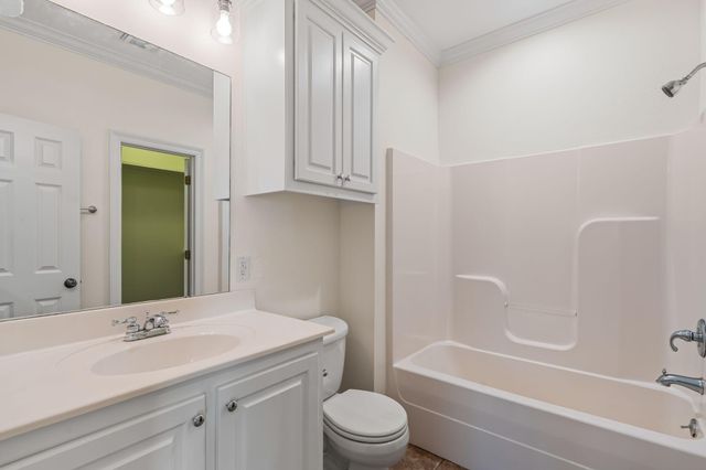 39 Robins Nest, Hattiesburg, MS 39402
