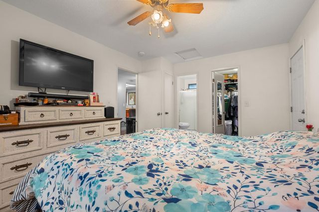 5571 Sierra Springs Dr, Pollock Pines, CA 95726