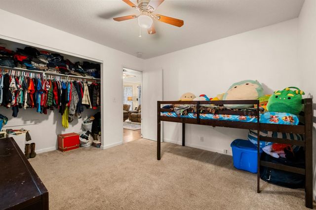 5571 Sierra Springs Dr, Pollock Pines, CA 95726