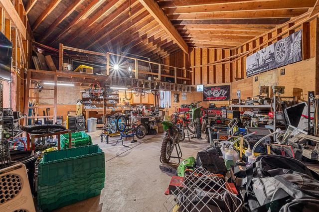 5571 Sierra Springs Dr, Pollock Pines, CA 95726