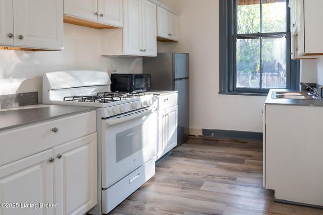 1219 S 2nd St 1, Louisville, KY 40203