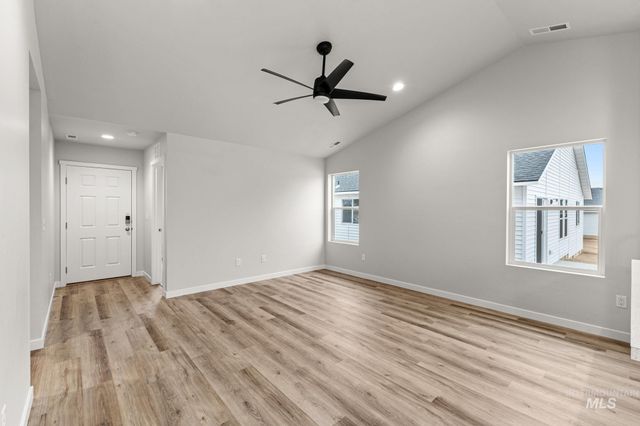 3042 W Taiban Creek Dr, Kuna, ID 83634