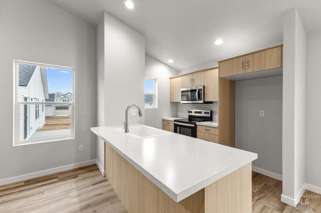 3042 W Taiban Creek Dr, Kuna, ID 83634