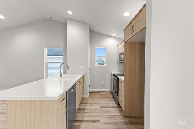 3042 W Taiban Creek Dr, Kuna, ID 83634