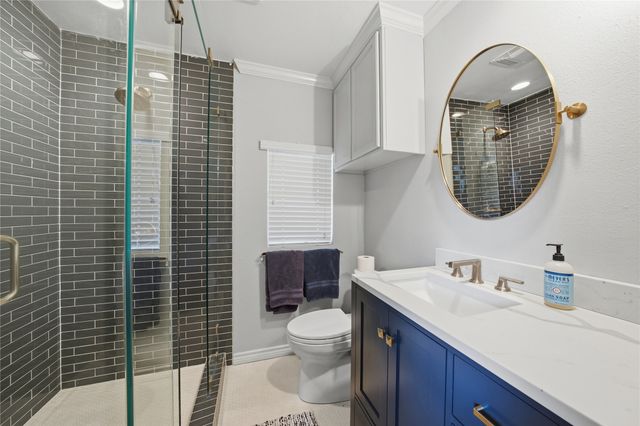 111 Ridgeoak Way, Tool, TX 75143