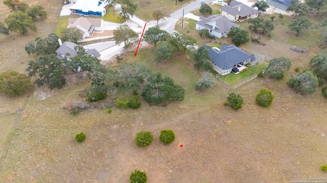 141 N Lon Price, Blanco, TX 78606