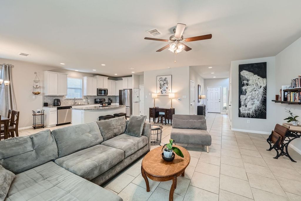 1205 Falconer WAY 91, Austin, TX 78748