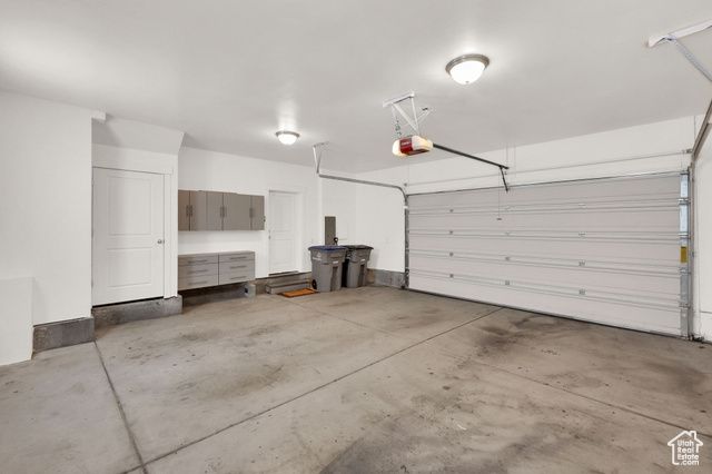 5069 W DAYBREAK PKWY, South Jordan, UT 84009