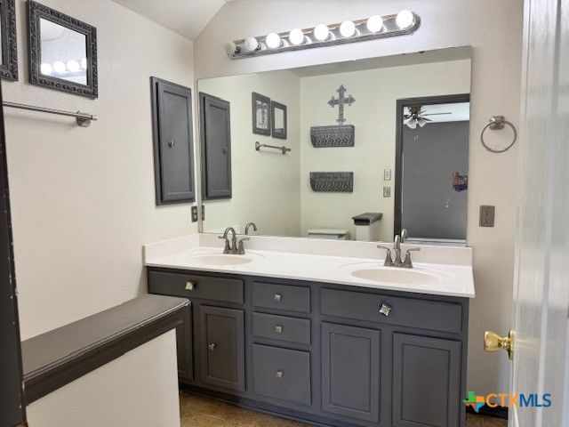 215 Ibis Falls Drive, New Braunfels, TX 78130