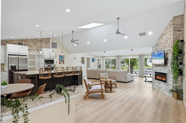 1232 NORTHPORT DRIVE, Sarasota, FL 34242