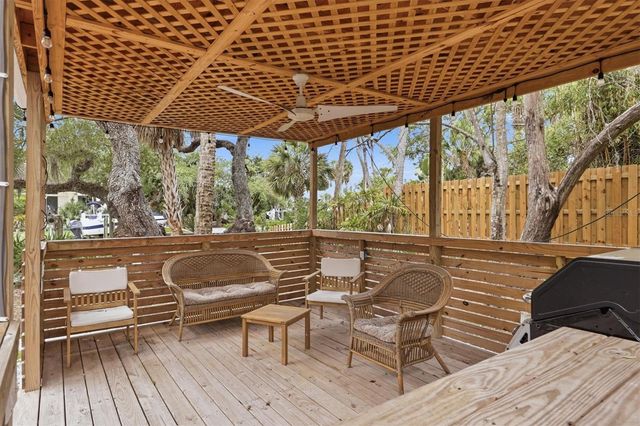 1232 NORTHPORT DRIVE, Sarasota, FL 34242