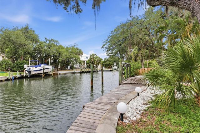 1232 NORTHPORT DRIVE, Sarasota, FL 34242