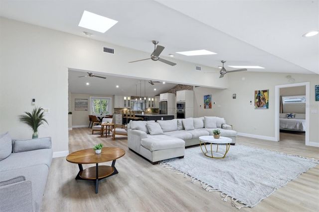 1232 NORTHPORT DRIVE, Sarasota, FL 34242