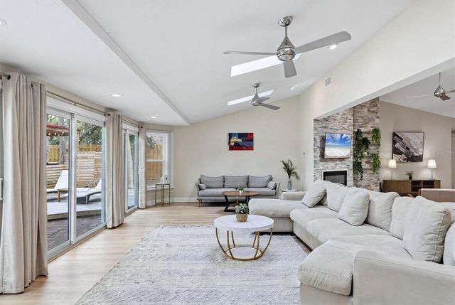 1232 NORTHPORT DRIVE, Sarasota, FL 34242