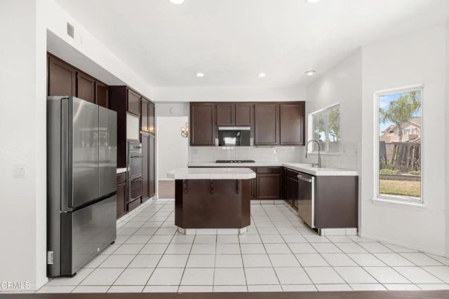 1731 Oneida Place, Oxnard, CA 93030