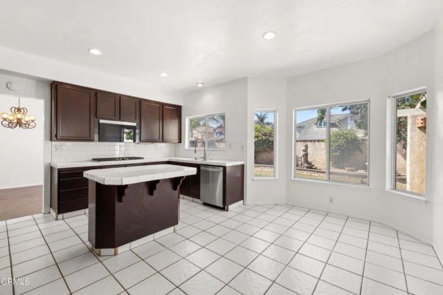 1731 Oneida Place, Oxnard, CA 93030