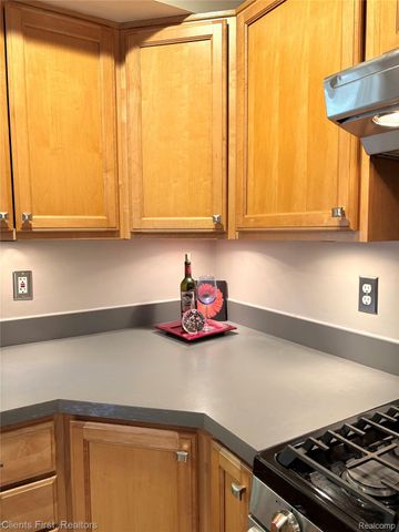 5844 Crandall Road, Howell, MI 48855