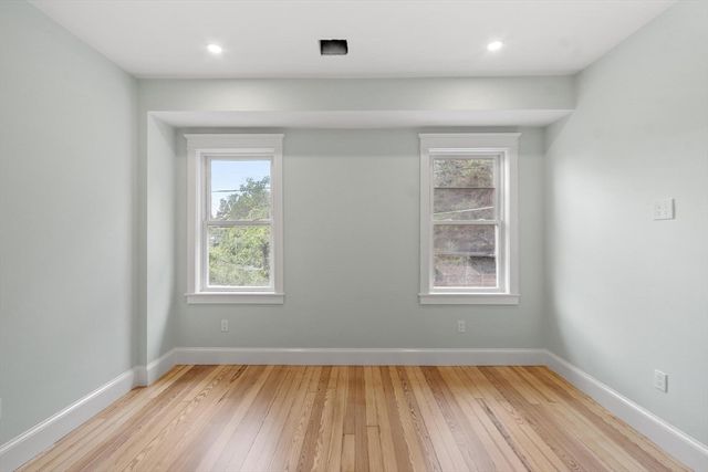 61 Warren St 2, Medford, MA 02155