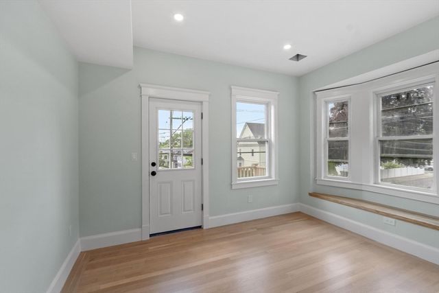 61 Warren St 2, Medford, MA 02155