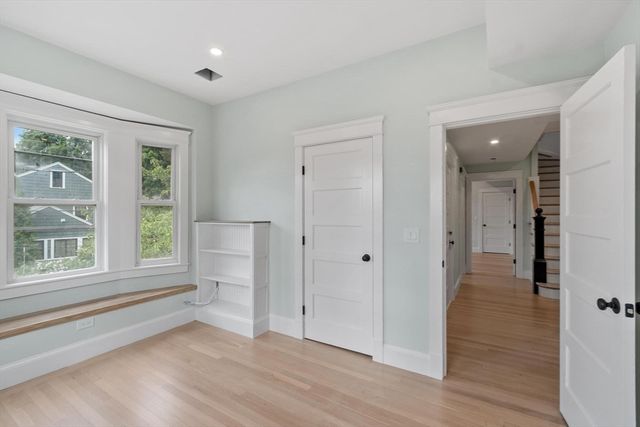 61 Warren St 2, Medford, MA 02155