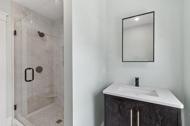 61 Warren St 2, Medford, MA 02155