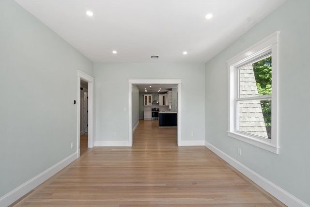 61 Warren St 2, Medford, MA 02155