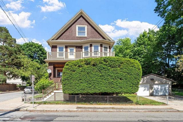 61 Warren St 2, Medford, MA 02155
