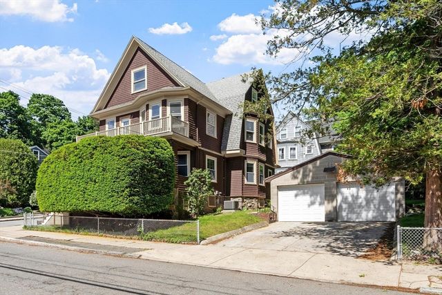 61 Warren St 2, Medford, MA 02155