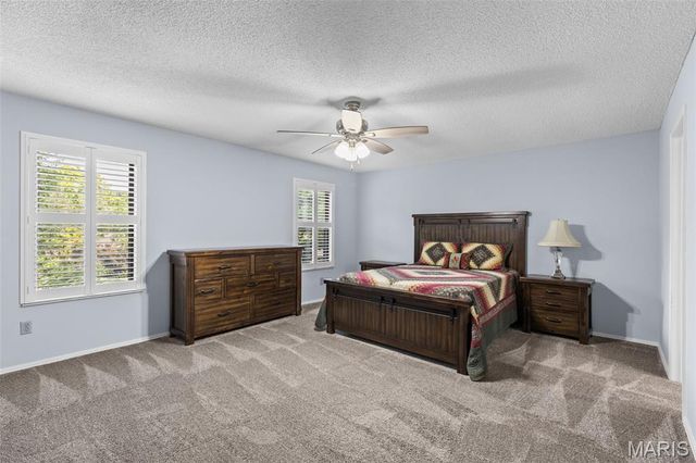 2037 Trailcrest Lane 8, Kirkwood, MO 63122