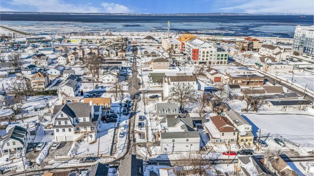 56 Highland Avenue, Keansburg, NJ 07734