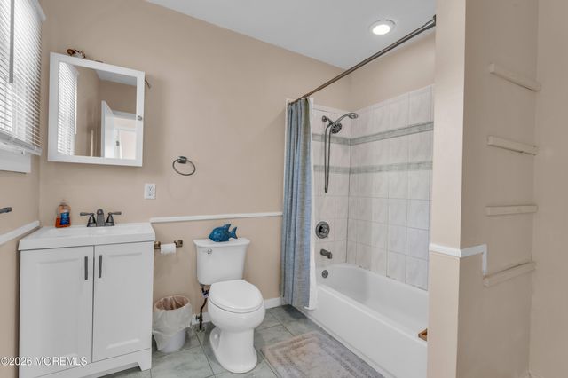 56 Highland Avenue, Keansburg, NJ 07734