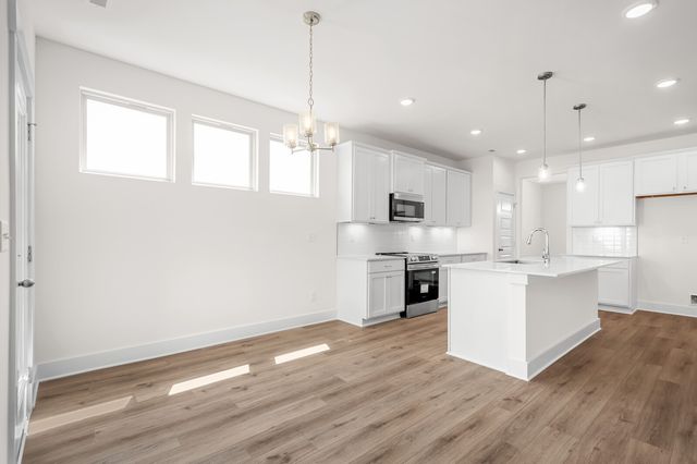 108 Barnwood Rd, Gallatin, TN 37066