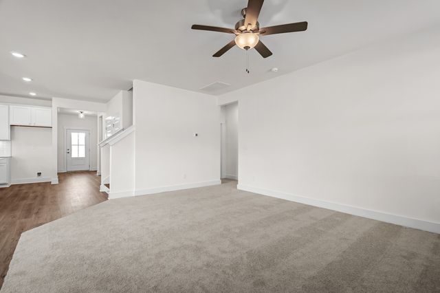 108 Barnwood Rd, Gallatin, TN 37066