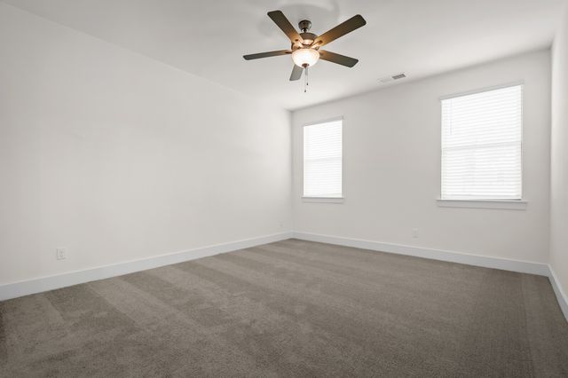 108 Barnwood Rd, Gallatin, TN 37066