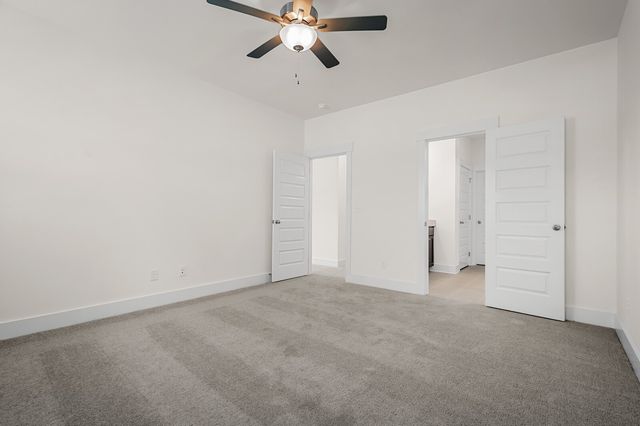 108 Barnwood Rd, Gallatin, TN 37066