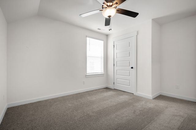 108 Barnwood Rd, Gallatin, TN 37066