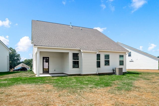 108 Barnwood Rd, Gallatin, TN 37066