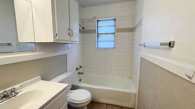 4825 53rd Street, Lubbock, TX 79414