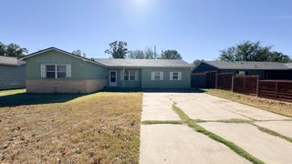 4825 53rd Street, Lubbock, TX 79414